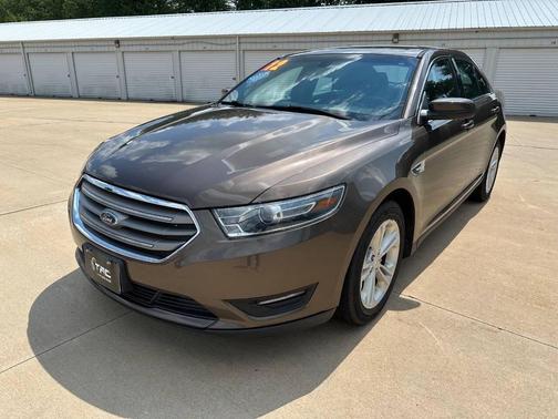 2016 Ford Taurus SEL
