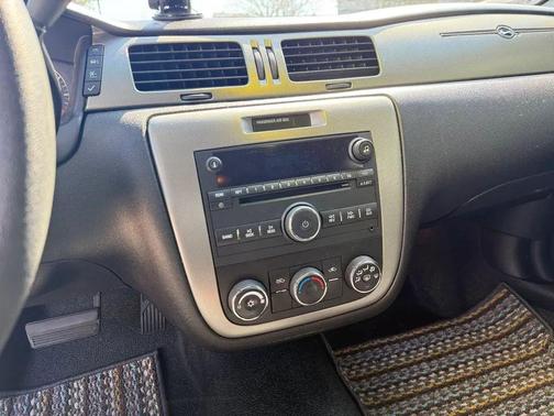 2013 Chevrolet Impala LS