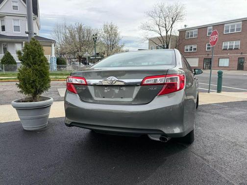 2012 Toyota Camry XLE