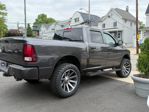 2017 RAM 1500 Sport