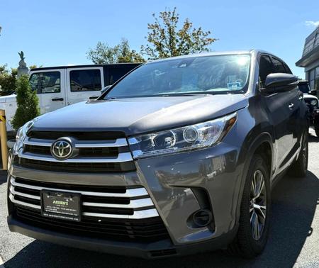 2017 Toyota Highlander LE
