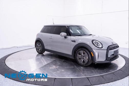 2023 MINI Hardtop Cooper