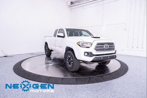 2017 Toyota Tacoma TRD Sport