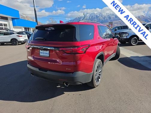 2023 Chevrolet Traverse RS