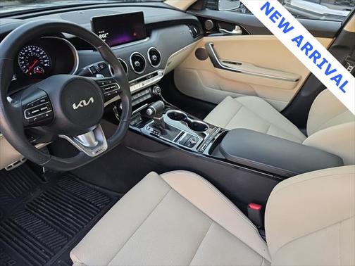2023 Kia Stinger GT-Line