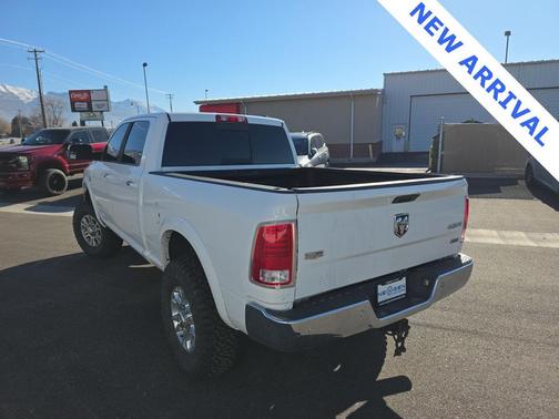 2018 RAM 3500 Laramie Crew Cab 4x4 6'4' Box