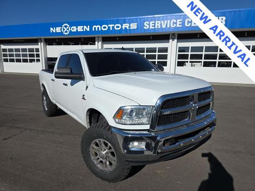 2018 RAM 3500 Laramie Crew Cab 4x4 6'4' Box