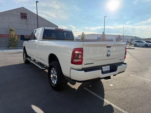 2023 RAM 3500 Laramie Crew Cab 4x4 8' Box