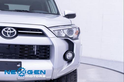 2020 Toyota 4Runner SR5