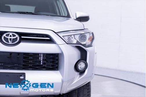 2020 Toyota 4Runner SR5