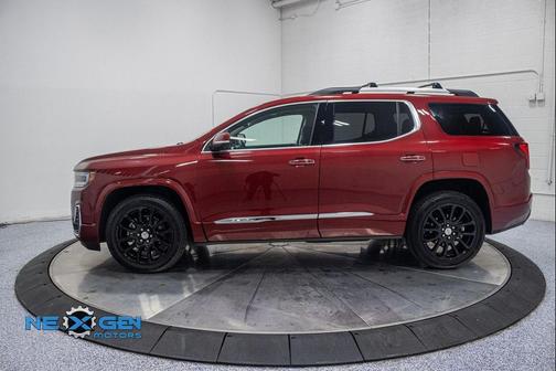 2020 GMC Acadia Denali