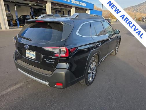 2025 Subaru Outback Touring