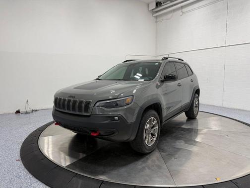 2022 Jeep Cherokee Trailhawk