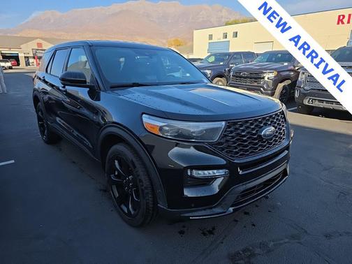2022 Ford Explorer ST