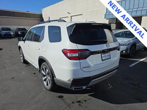 2025 Honda Pilot Elite