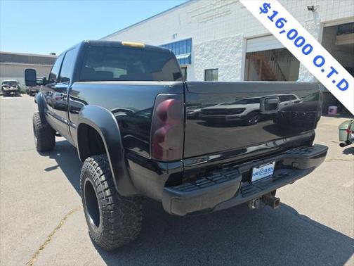 2005 Chevrolet Silverado 2500 LT H/D Crew Cab