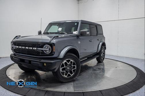 2024 Ford Bronco Outer Banks
