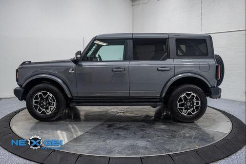 2024 Ford Bronco Outer Banks