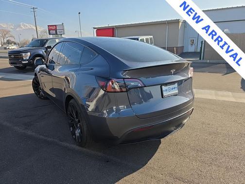 2023 Tesla Model Y Performance Dual Motor All-Wheel Drive