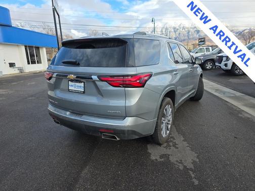 2023 Chevrolet Traverse Premier