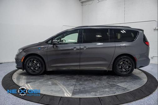 2021 Chrysler Pacifica Hybrid Limited