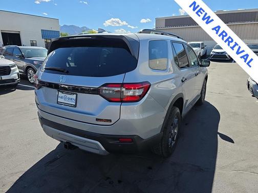2025 Honda Pilot TrailSport