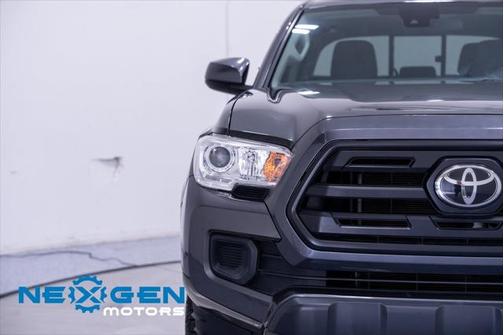 2019 Toyota Tacoma SR