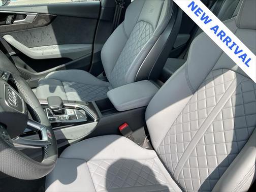 2024 Audi S5 Premium Plus TFSI quattro Tiptronic