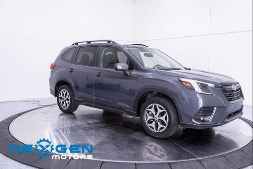 2024 Subaru Forester Premium