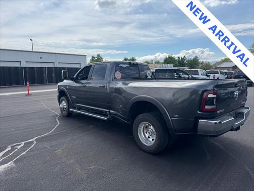 2019 RAM 3500 Laramie Crew Cab 4x4 8' Box