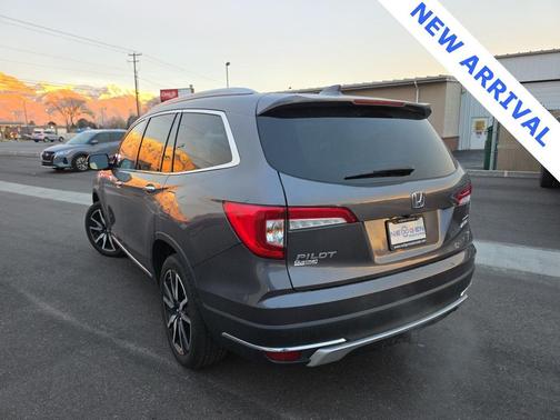 2020 Honda Pilot Touring 8-Passenger