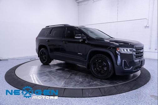 2023 GMC Acadia AWD AT4