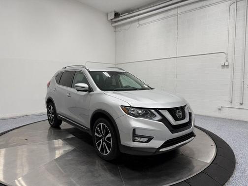 2020 Nissan Rogue SL