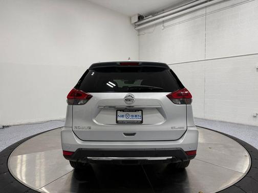 2020 Nissan Rogue SL