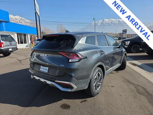 2024 Kia Sportage Hybrid LX