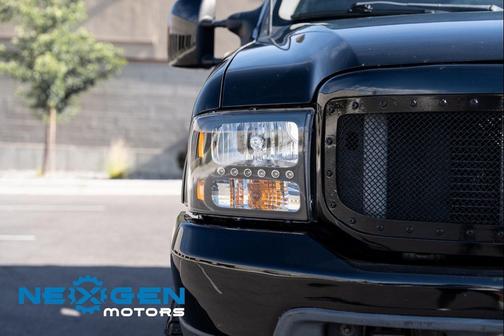 2004 Ford Excursion Limited