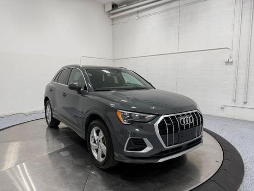 2020 Audi Q3 45 Premium