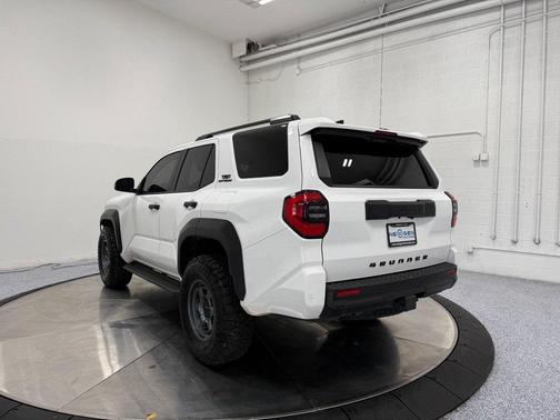 2025 Toyota 4Runner TRD Off Road