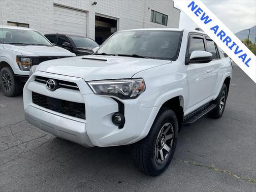 2022 Toyota 4Runner TRD Off Road