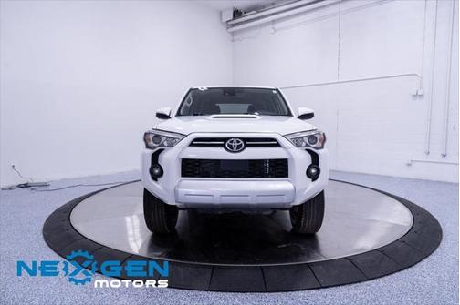 2022 Toyota 4Runner TRD Off Road