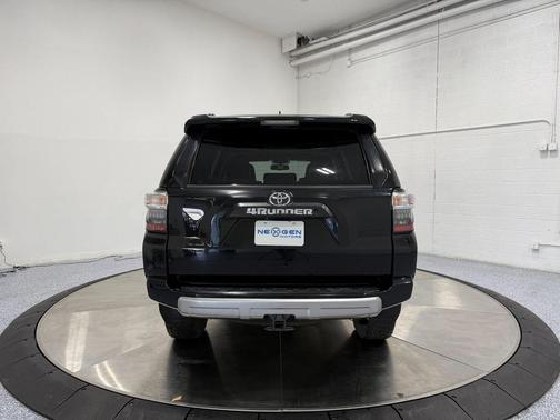 2018 Toyota 4Runner TRD Off Road Premium