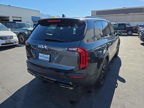 2022 Kia Telluride SX