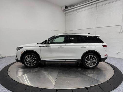 2024 Lincoln Corsair Premiere