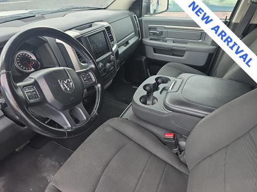 2019 RAM 1500 Classic Warlock Crew Cab 4x4 5'7' Box