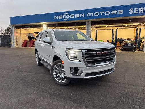 2024 GMC Yukon SLT