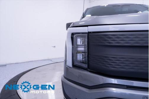 2022 Ford F-150 Lightning LARIAT