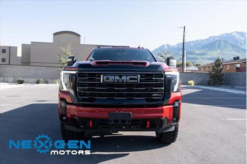 2024 GMC Sierra 2500 AT4