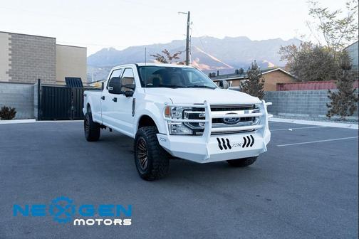 2022 Ford F-350 XLT