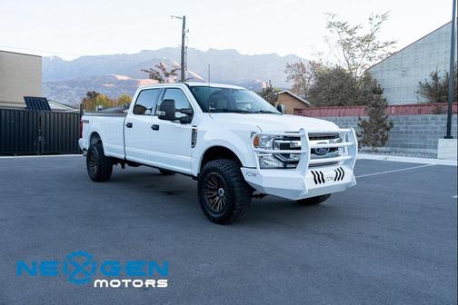 2022 Ford F-350 XLT