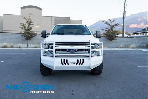 2022 Ford F-350 XLT
